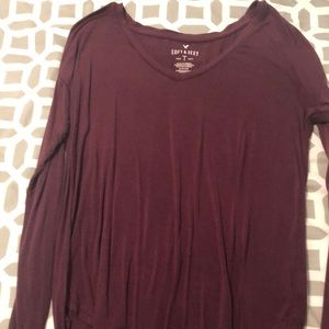 maroon shirt